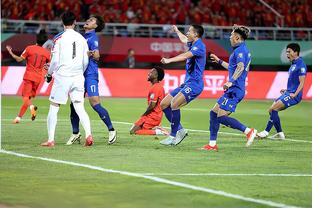 中东媒体：马宁成亚洲杯决赛历史上，首个单场3次判罚点球的主裁